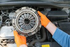 The clutch: our tips on how to maintain it